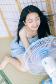 漂亮妈妈的LOGO