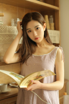 车上他吃我奶好爽